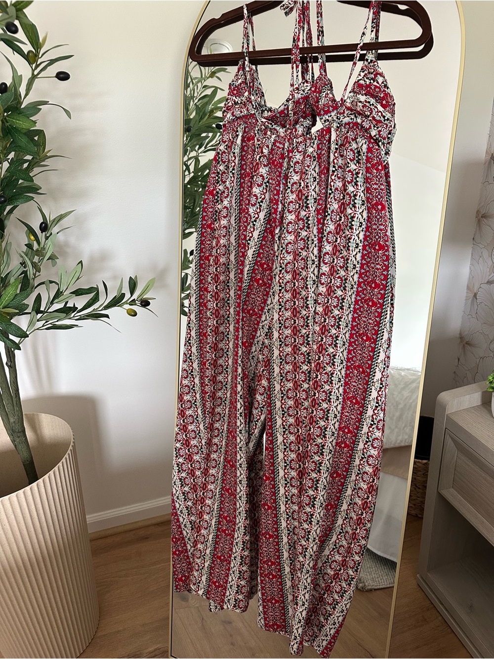 Cupshe Red & White Patterned Wide-Leg Jumpsuit